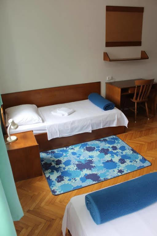 Rooms Studentsko Naselje Ivan Goran Kovacic Rijeka Exteriör bild