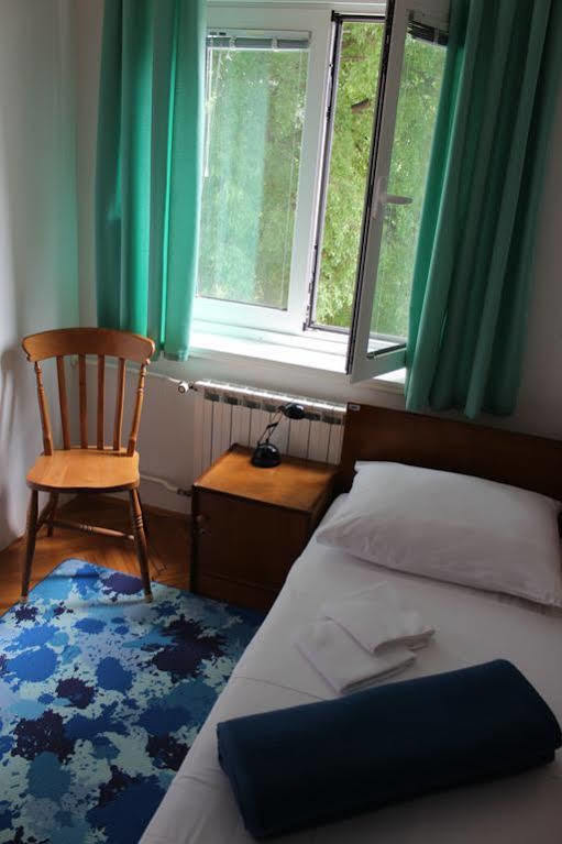 Rooms Studentsko Naselje Ivan Goran Kovacic Rijeka Exteriör bild